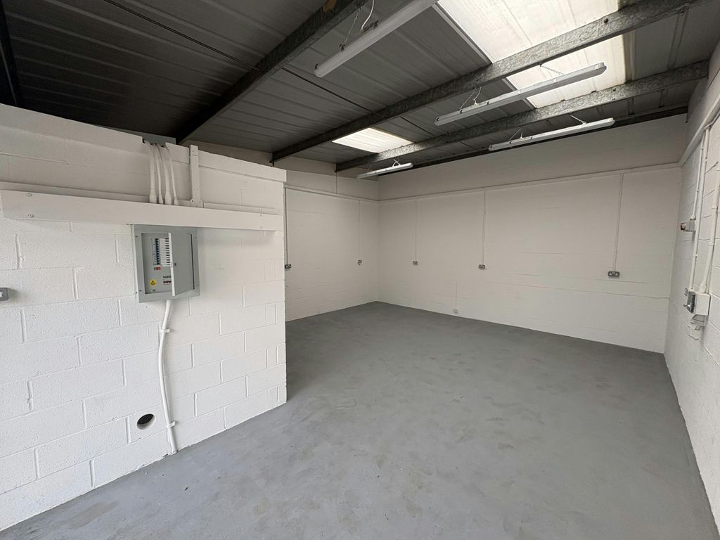 Property photo 3 of 11 Img_0963.Jpeg