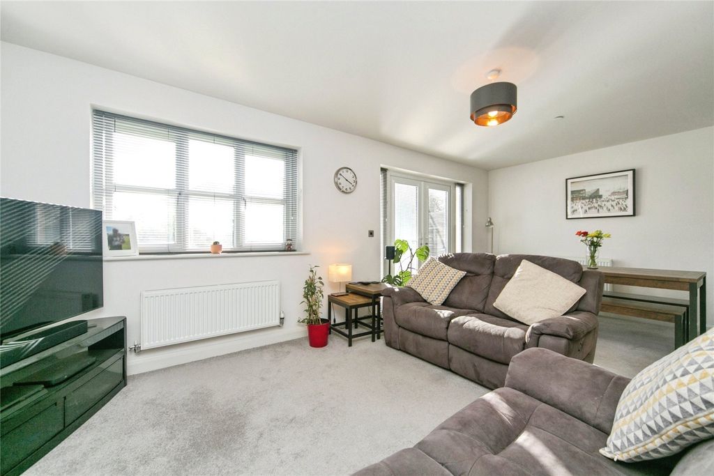 Property photo 2 of 17 Picture No. 07