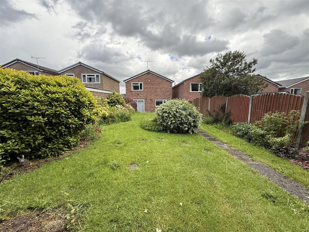 Property photo 3 of 21 Allan 18.Jpg