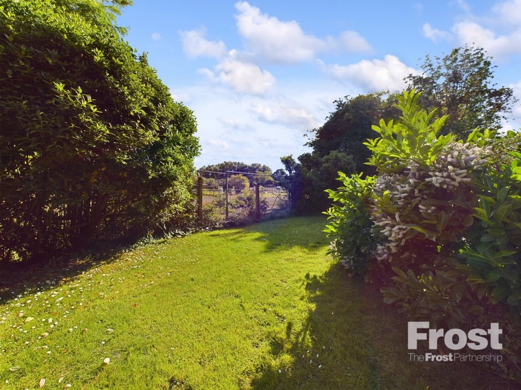 Property photo 3 of 9 Picture No. 08