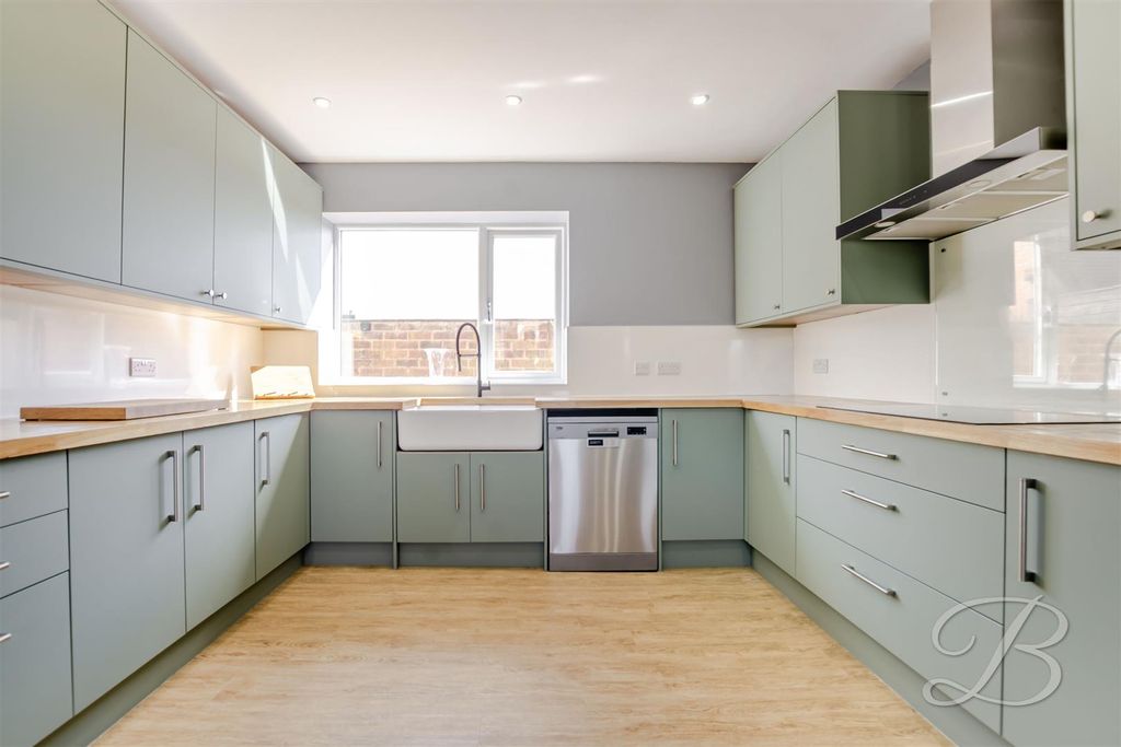 Property photo 2 of 49 Kitchen