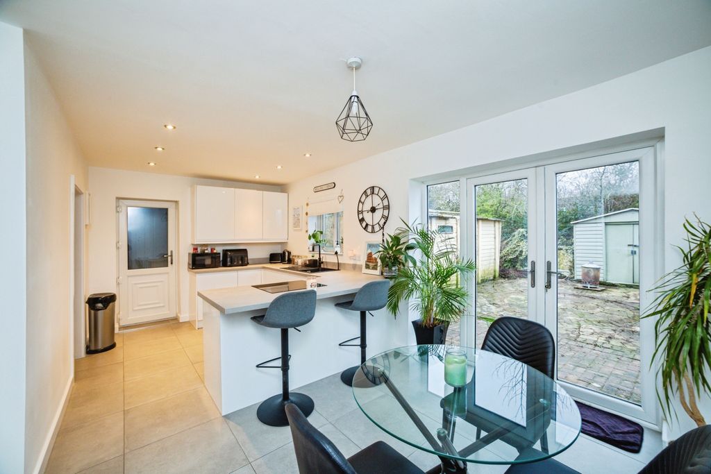 Property photo 2 of 26 7B1A3740