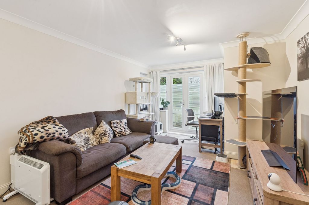 Property photo 3 of 14