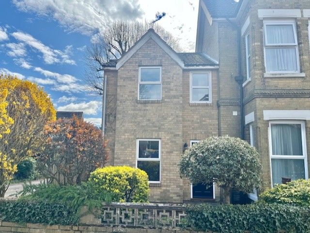 Property photo 1 of 9