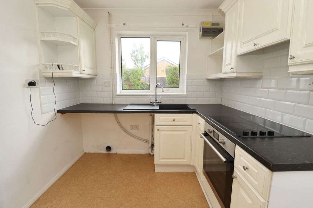 Property photo 3 of 11