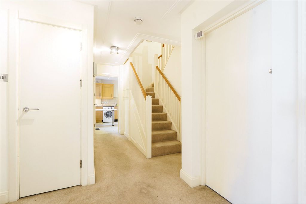 Property photo 3 of 9 Picture No. 06