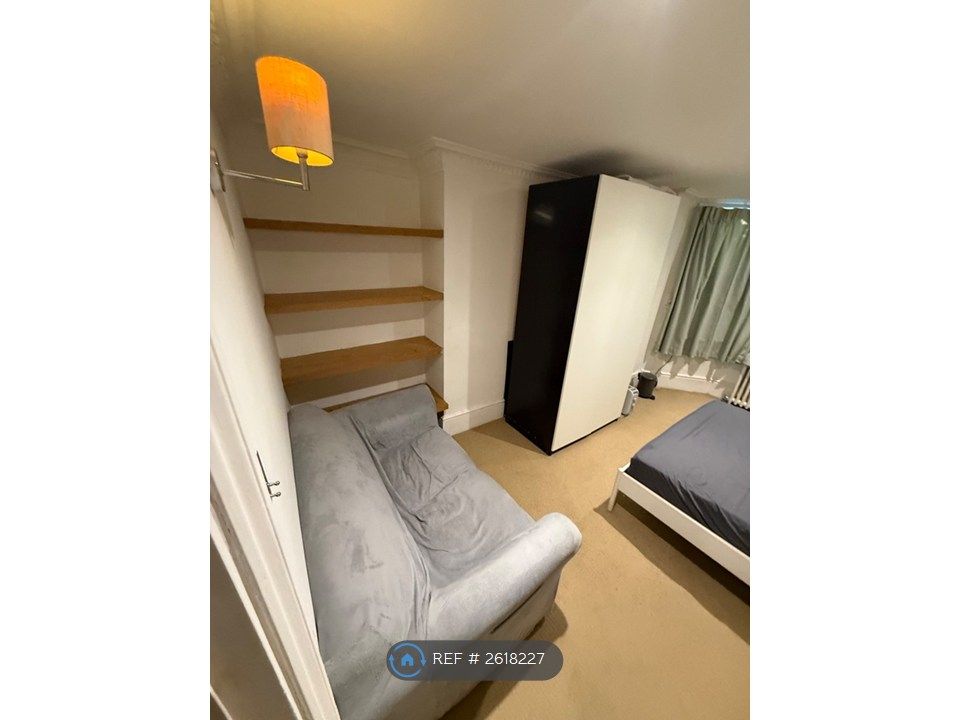 Property photo 3 of 5