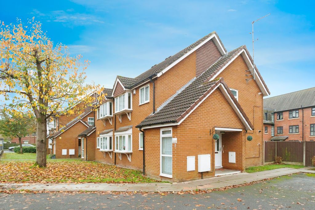 Property photo 1 of 17 Photography