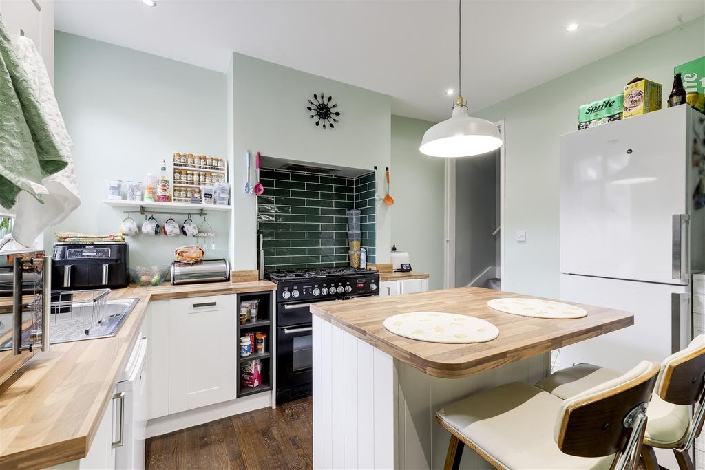 Property photo 3 of 17 Img_0410-Img_0414.Jpg