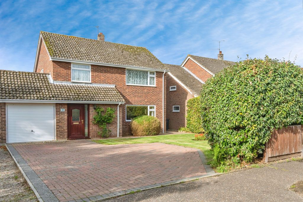 Property photo 1 of 17