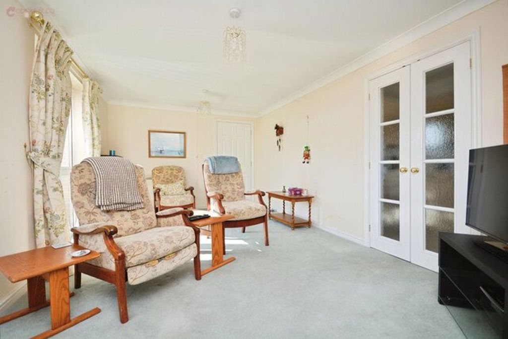 Property photo 3 of 18