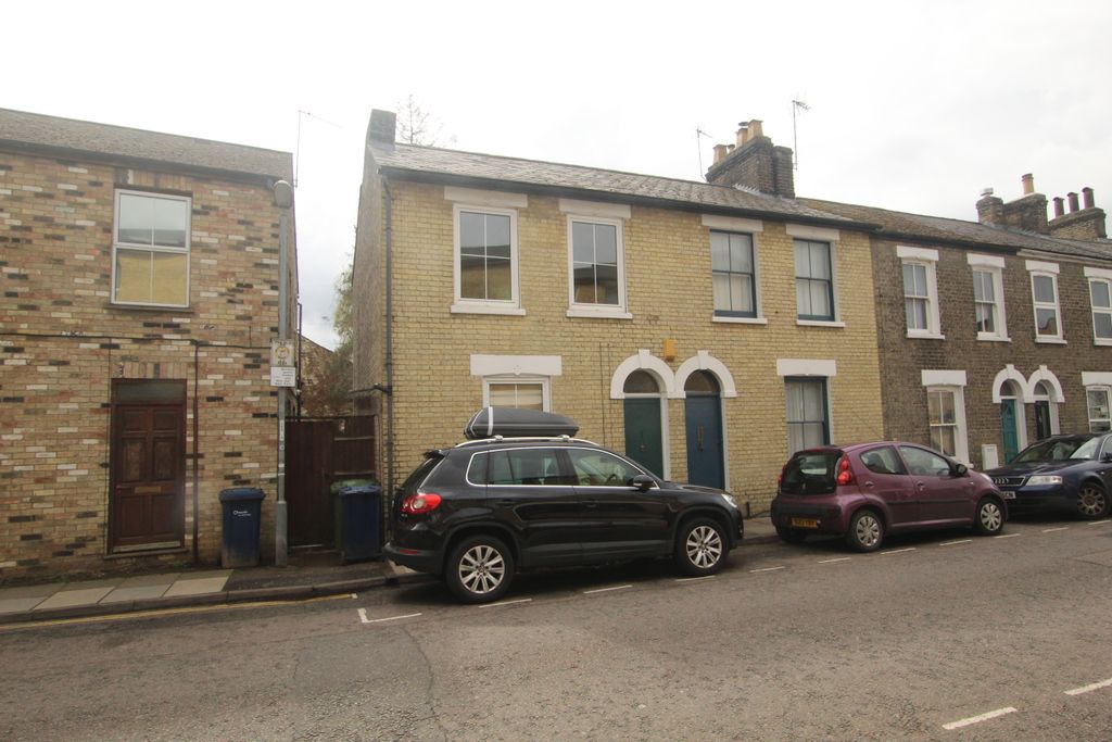 Property photo 1 of 9
