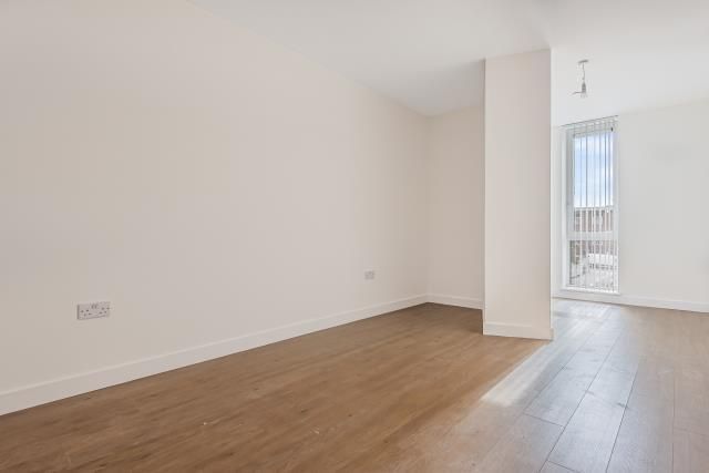 Property photo 3 of 11 Internal
