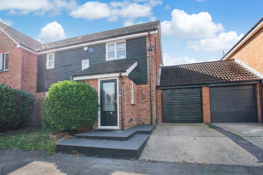 Property photo 1 of 24