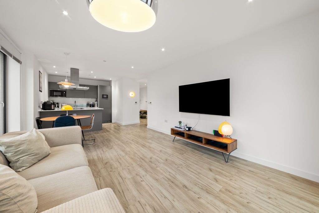 Additional image 11 of 3 bed flat for saleOldfield Lane North, Greenford UB6