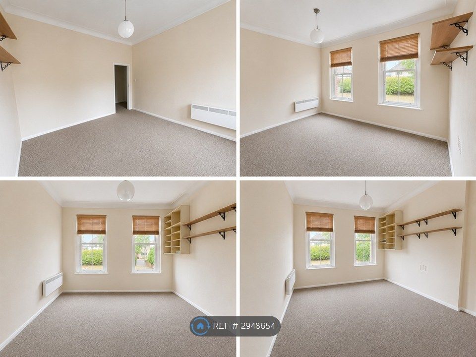Property photo 1 of 6 Bright And Spacious Living Space