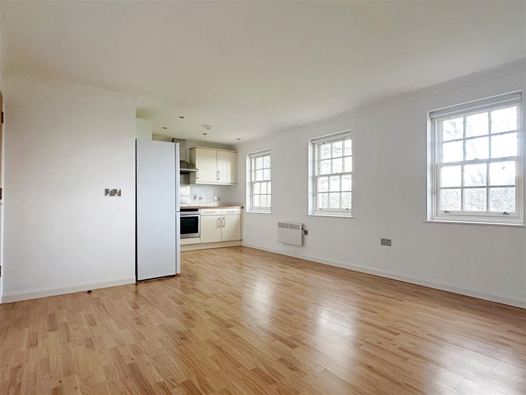 Property photo 1 of 14 Img_1942.Jpg