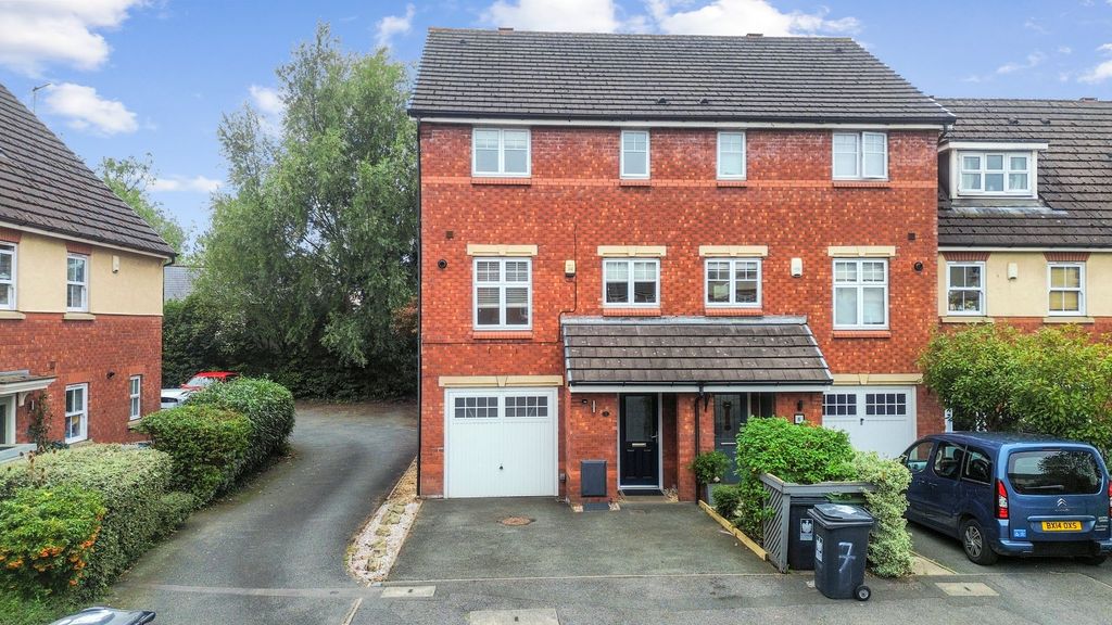 Property photo 1 of 21