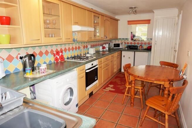 Property photo 3 of 12