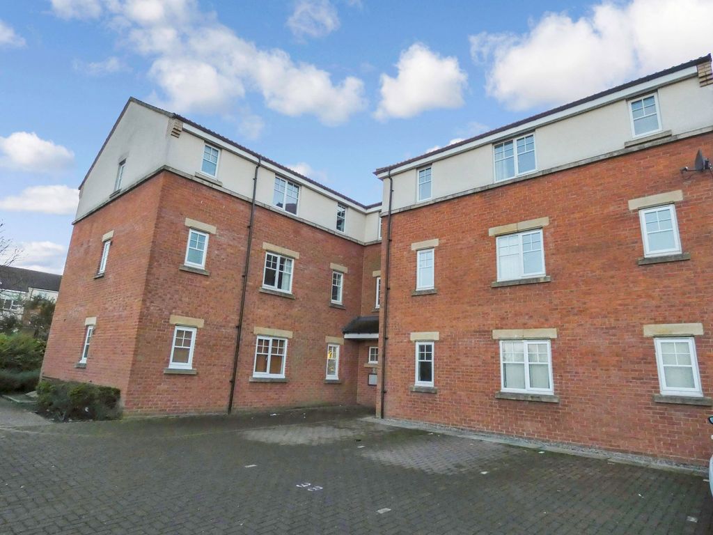 Property photo 1 of 8