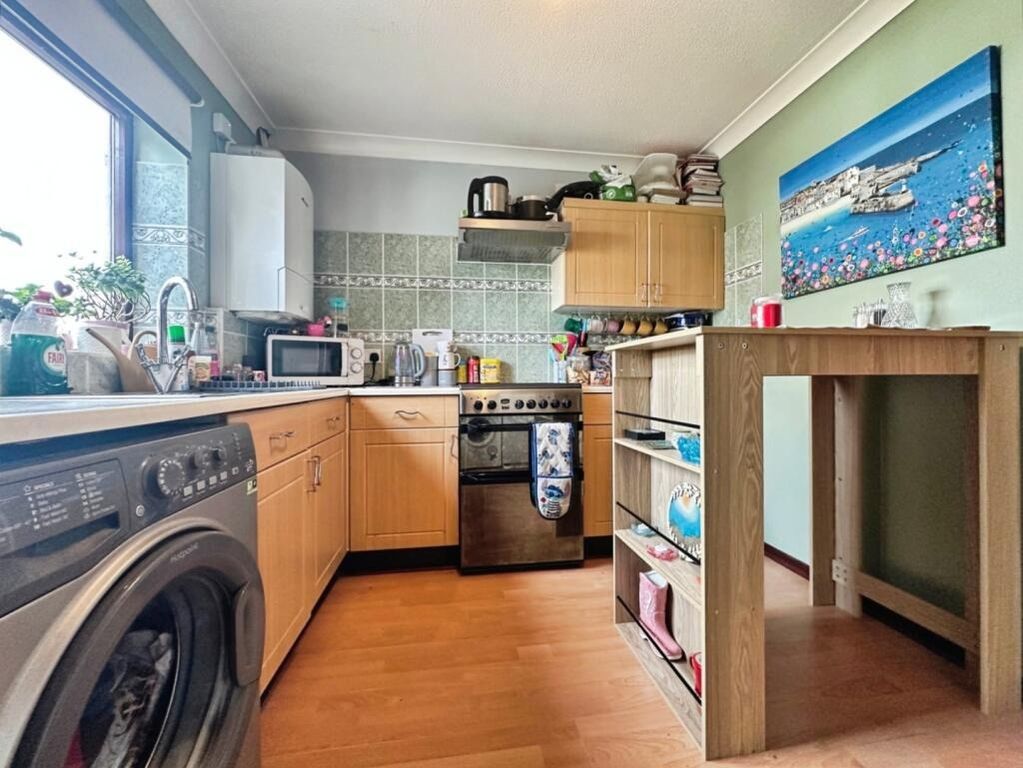 Property photo 3 of 21 4847353