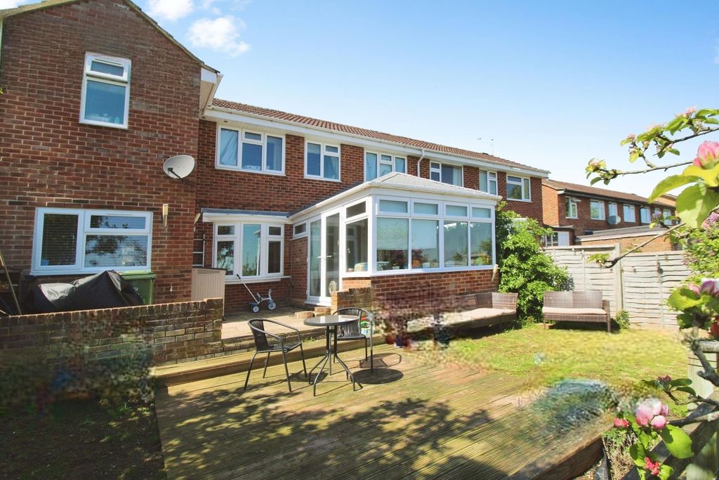 Property photo 3 of 4