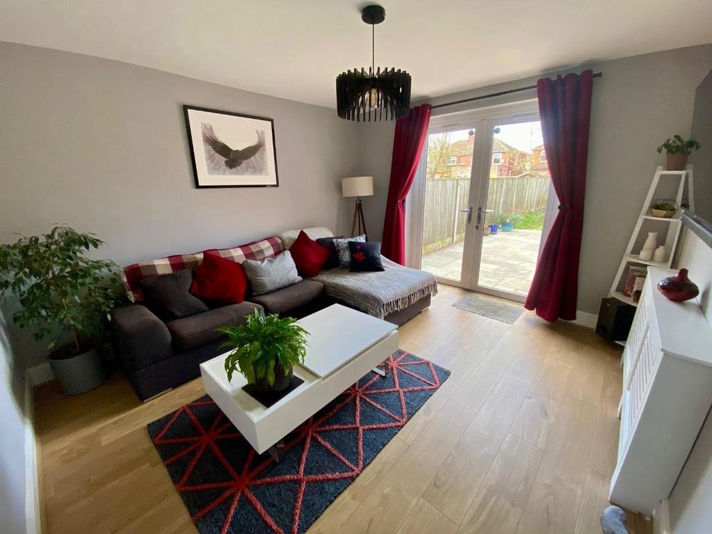 Property photo 2 of 22