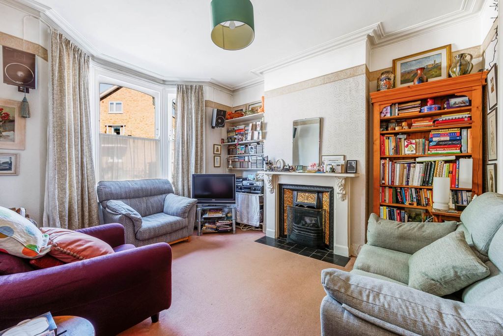 Property photo 2 of 13
