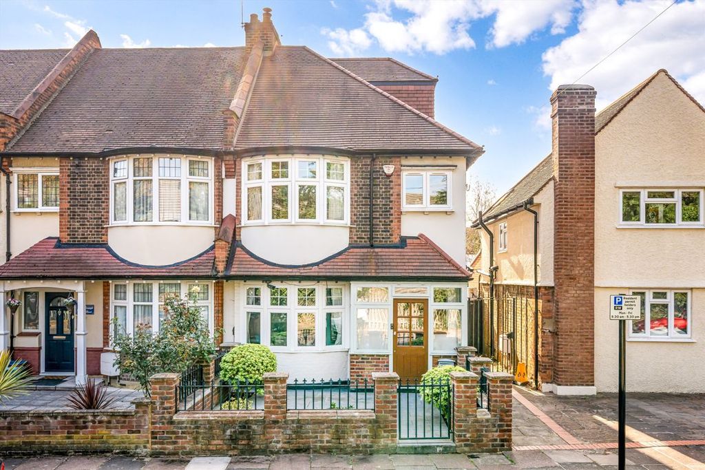 Property photo 1 of 8