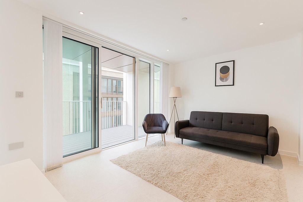 Property photo 3 of 14