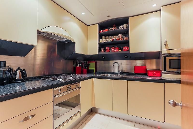 Property photo 2 of 9 Kitchen