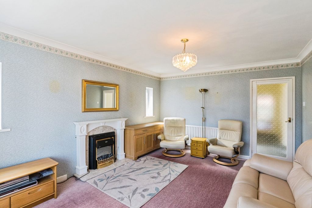 Property photo 3 of 16 Pbox-Img.Jpg