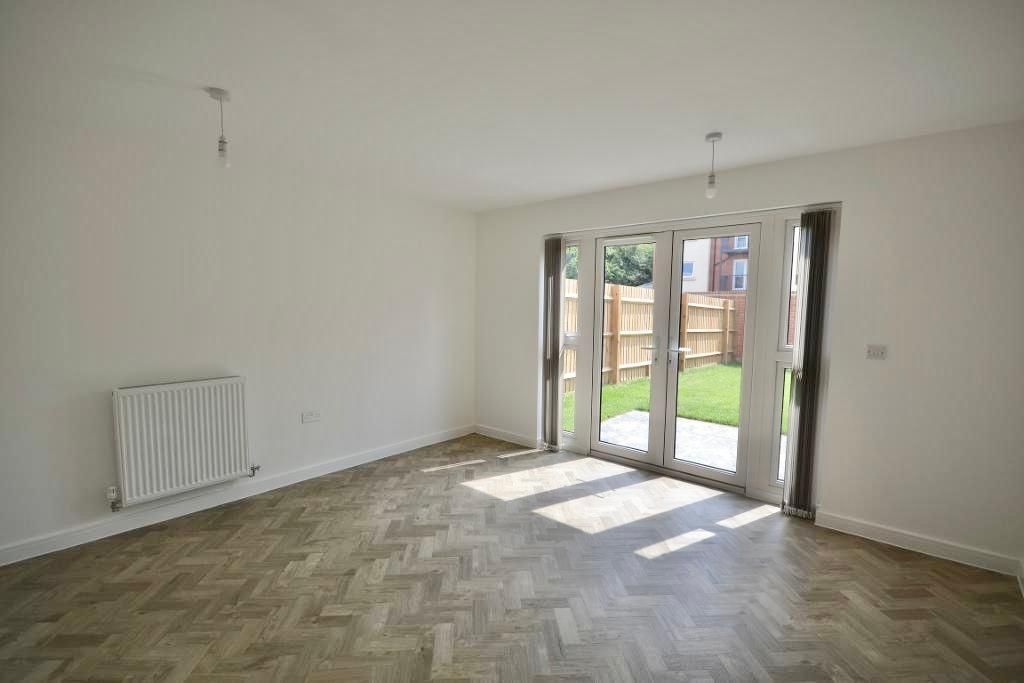 Property photo 3 of 23