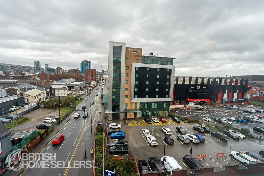 Property photo 3 of 14 Picture No. 17