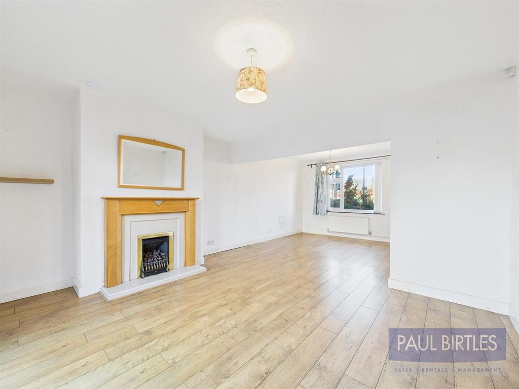 Property photo 3 of 24 Cam04378G0-Pr0258-Still007.Jpg