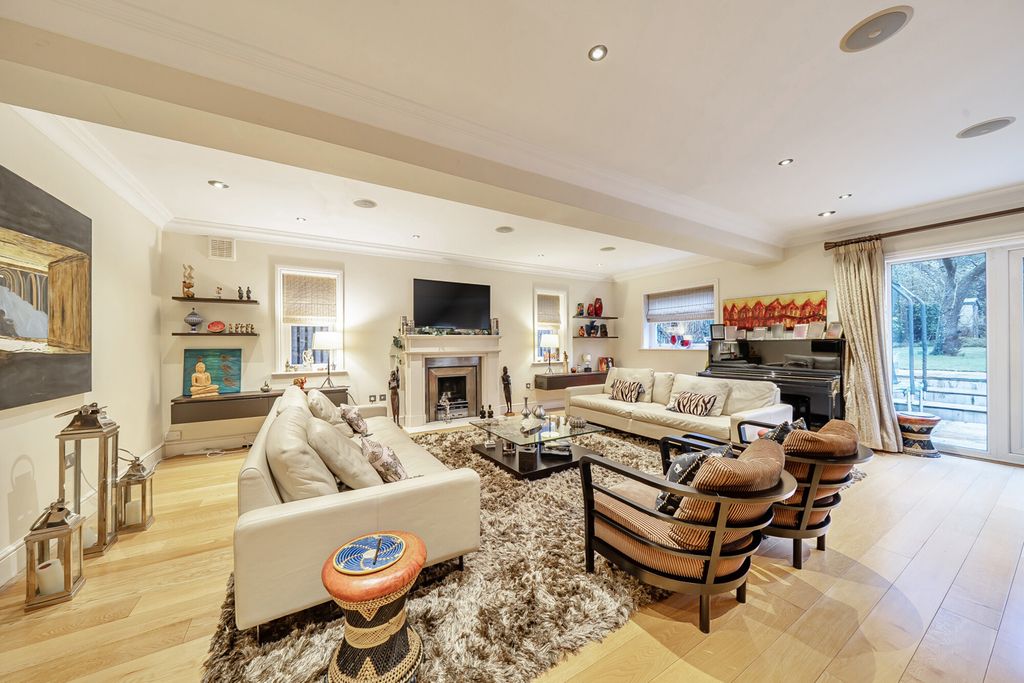 Property photo 3 of 29 1401560-22-6971Ff...