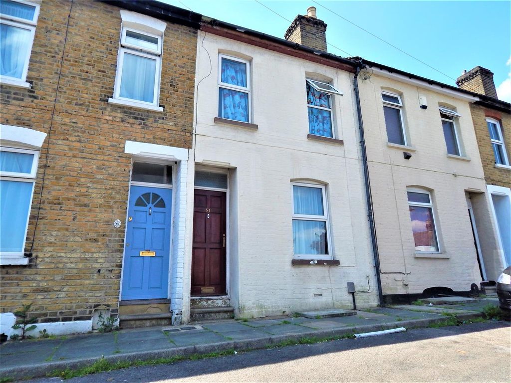 Property photo 1 of 8 East Street