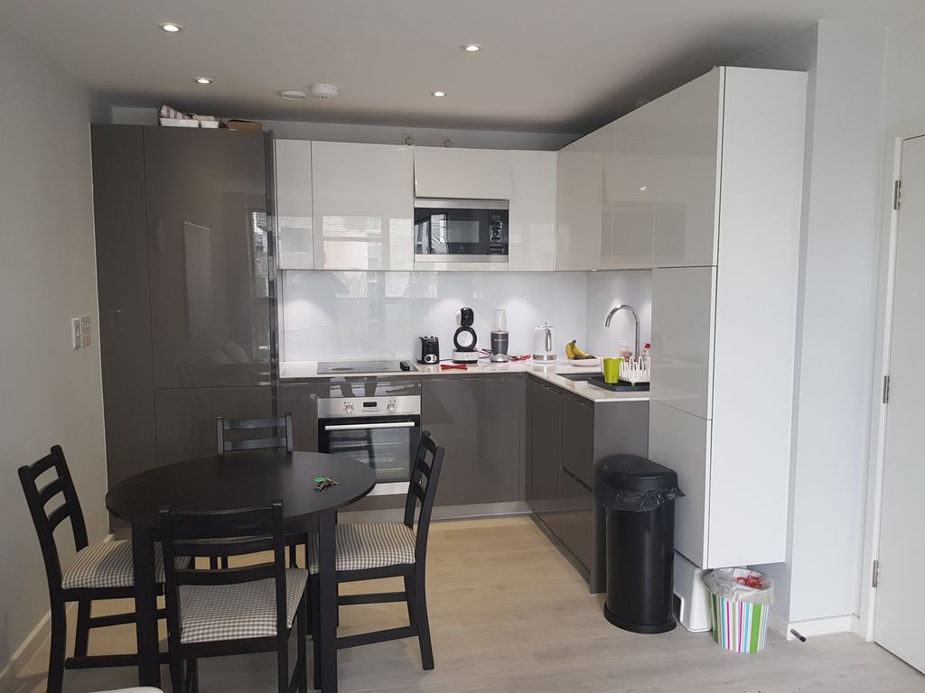 Property photo 3 of 10 Kitchen Area