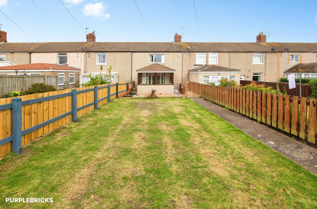 Property photo 1 of 27
