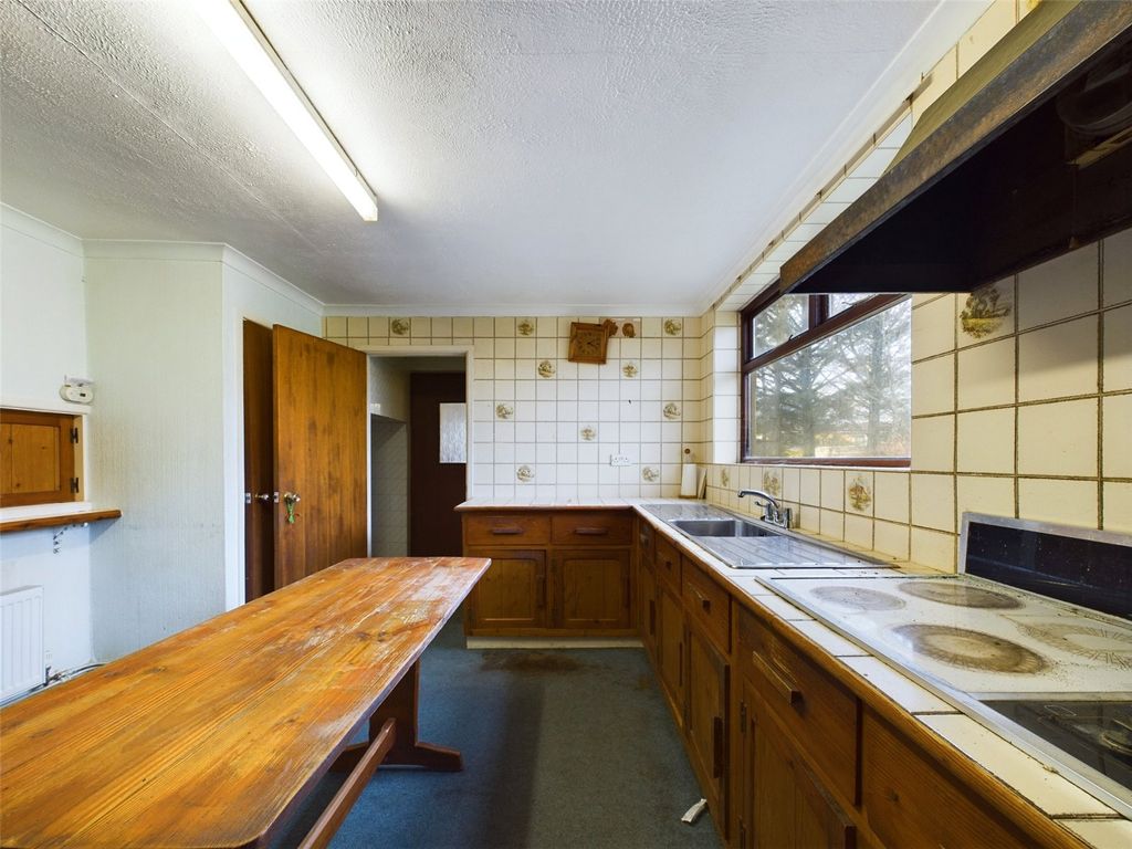 Property photo 3 of 20 Picture No. 04