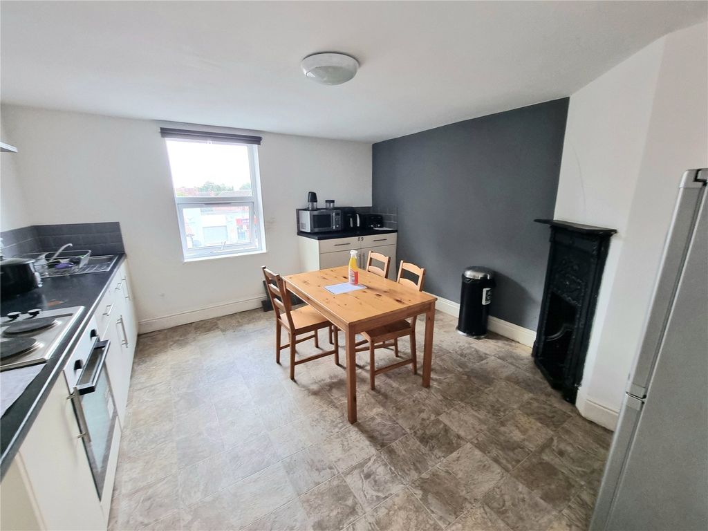 Property photo 3 of 20 Picture No. 22