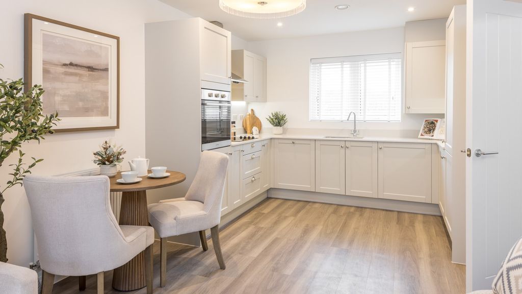 Property photo 2 of 7 Worting Park, Basingstoke