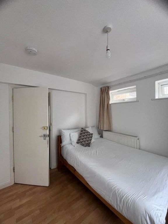 Property photo 3 of 6 99616006.Jpg
