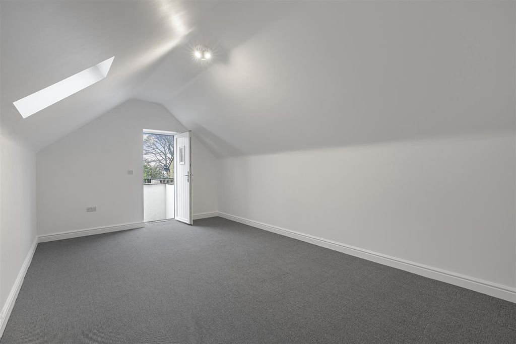 Additional image 20 of 4 bed detached house for saleBen Rhydding Road, Ilkley LS29