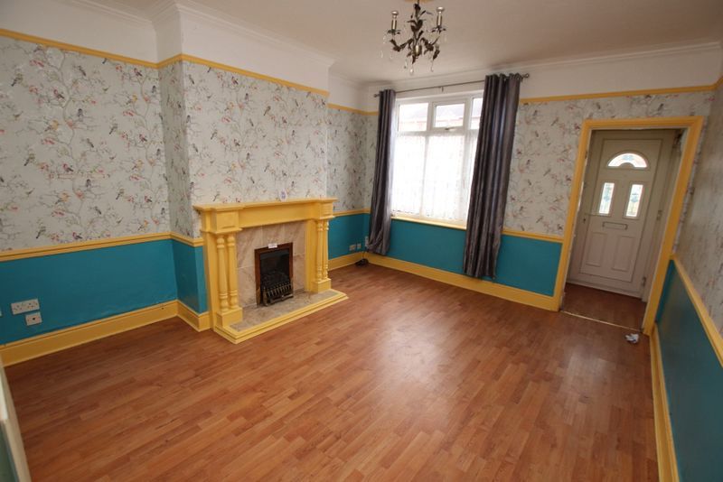 Property photo 2 of 10 Lounge