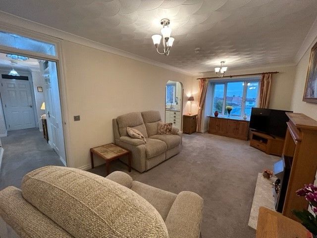 Property photo 3 of 12