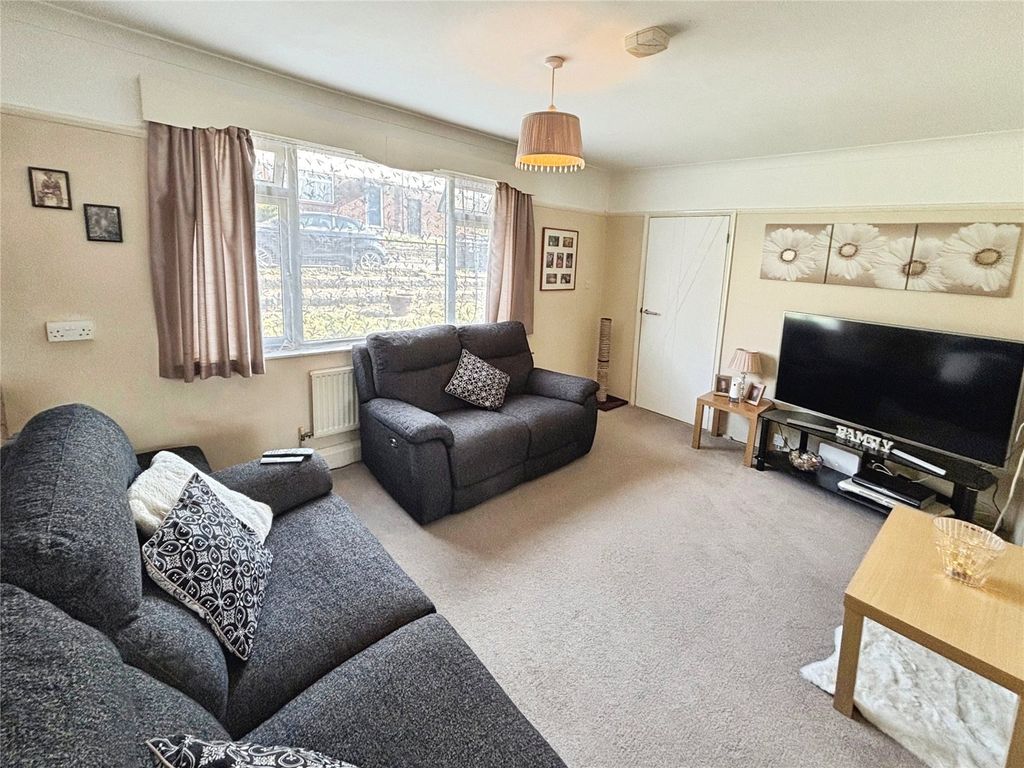 Property photo 2 of 13 Picture No. 04