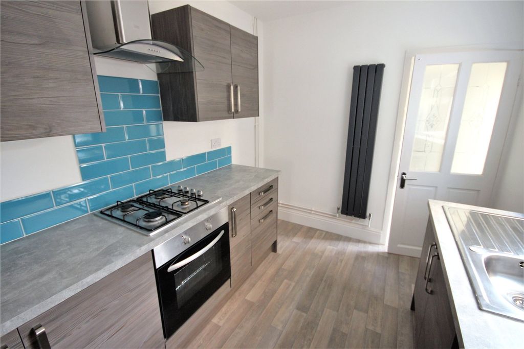 Property photo 2 of 8 Picture No. 07