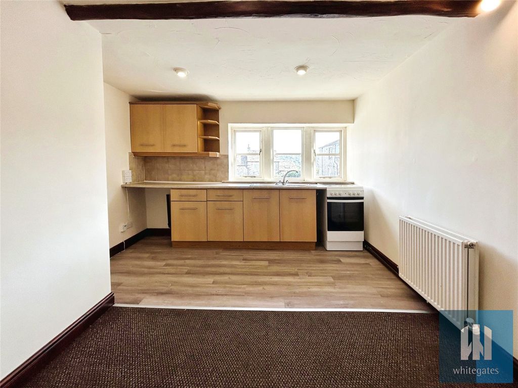 Property photo 2 of 23 Picture No. 33