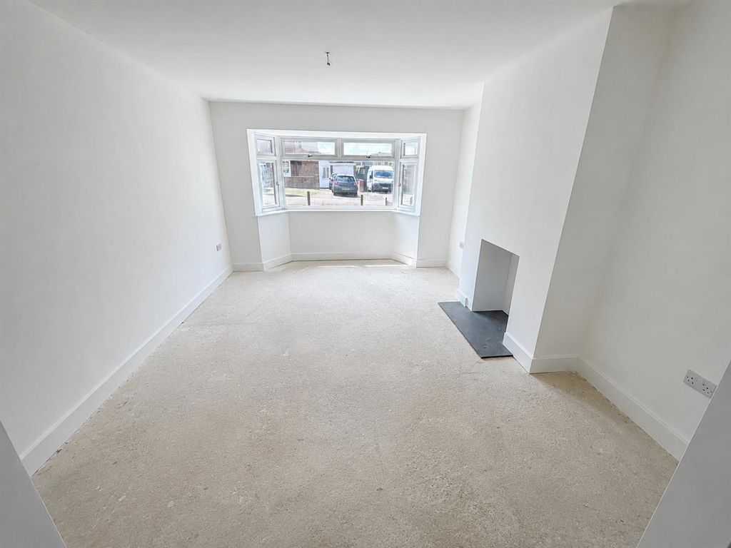 Property photo 2 of 14 d86413d2c.Png